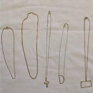 Lot Of 5 Necklaces Goldtone